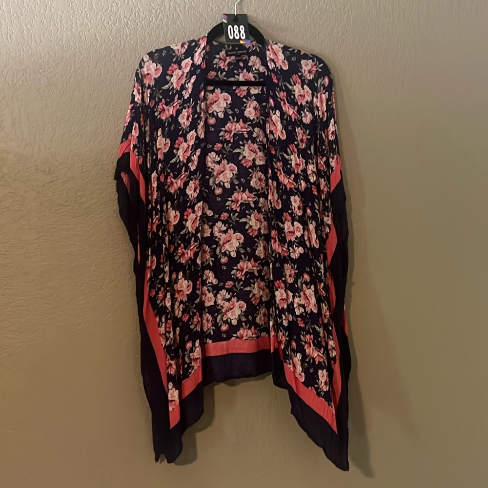 Floral Navy And Rose kimono